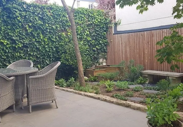 Le Palmier, Maison De Ville, 3 Chambres Et Jardin/Terrasse